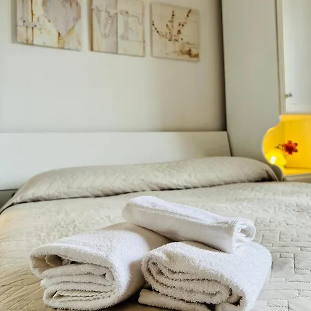 Ciro's House 게스트하우스 3*