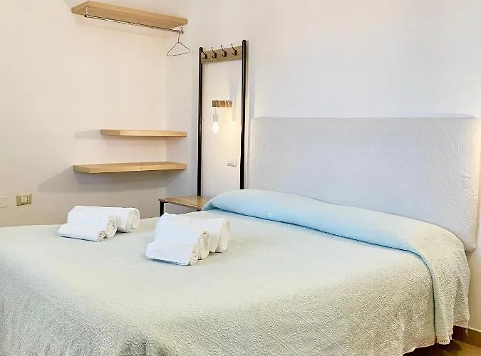 Gasthuis Ciro's House