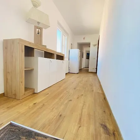 Ciro's House بيت ضيافة