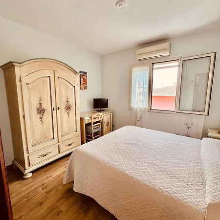 Ciro's House Гостевой дом Ольбия